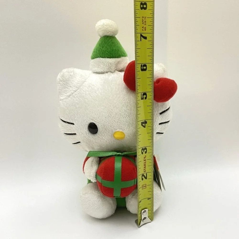 NEW 2011 Ty Beanie Baby Hello Kitty Christmas Present Stuffed‎ Plush Sanrio Tags